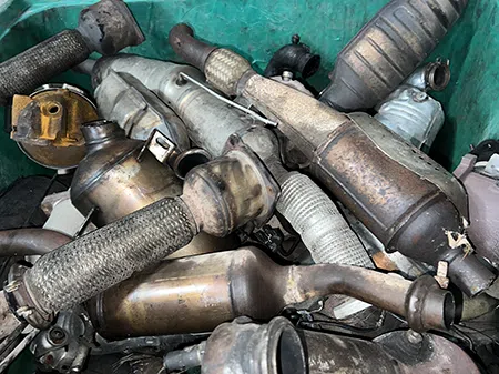 Recyclage et valorisation de catalyseurs usagés chez CAT Recycling